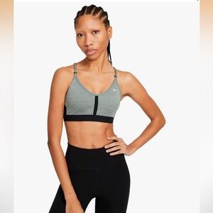 Nike Womens Medium Support Minimal Impact Sports Bra in Smoke Grey/Blk Size XL